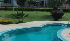 House for sale in Munyonyo with Swimming pool