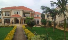7 bedroom house for sale in Munyonyo