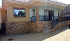 3 bedroom house for sale in Kitende