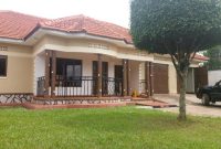 House for sale in Najjera with 4 bedrooms on 25 decimals