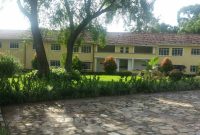 6 Apartment block for rent in Entebbe 6000 USD