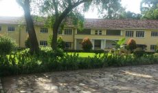 6 Apartment block for rent in Entebbe 6000 USD