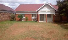 3 bedroom house for sale in Seeta near Ryder hotel 95m