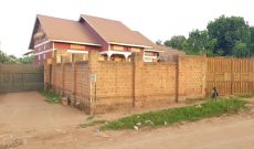 3 bedroom house for sale at Kiwanga near Akright estate 135m