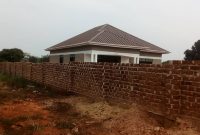 3 bedroom house for sale in Busiika at 110m