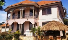 5 bedroom house for sale in Bukoto 18 decimals at 300,000 USD