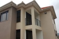 5 bedroom house for sale in Kitende Kitovu at 300m