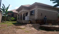 2 bedroom house for sale in Mbalwa Namugongo 70m shillings