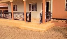 4 bedroom house for sale in Kiwatule Kampala 380m