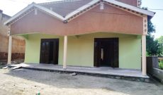 2 commercial shops for sale in Seeta Town at 65m Uganda shillings