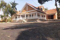 4 bedroom house for rent in Lungujja at 1,500 USD