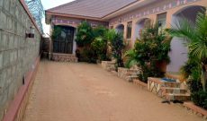 8 rental units for sale in Kyanja making 3.2m monthly at 350m