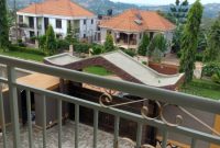 4 bedroom house for sale in Akright Bwebajja at 620m