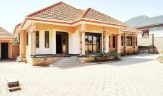 4 bedroom house for sale in Najjera Buwate at 550m