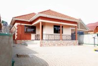 4 bedroom house for sale in Kyaliwajjala 15 decimals at 370m