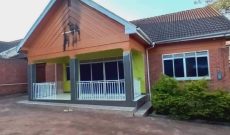 3 bedroom house for sale in Muyenga at 500m