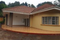 4 bedroom colonial house for rent in Mbuya at 3500 USD