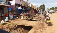 shops for sale in Luzira Kirombe 3.5m monthly at 260m