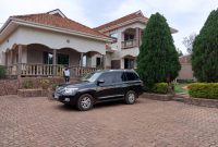 6 Bedroom house for rent in Ntinda at 2,500 USD