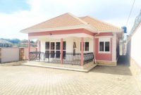 4 bedroom house for sale in Mbalwa Namugongo 270m