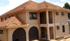 7 bedroom house for sale in Naguru at 1.2m USD on 70 decimals