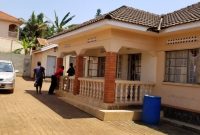 3 bedroom house for sale in Mutungo 20 decimals at 360m