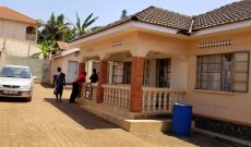 3 bedroom house for sale in Mutungo 20 decimals at 360m