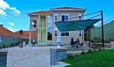 5 bedrrom house for sale in Najjera 15 decimals at 800m