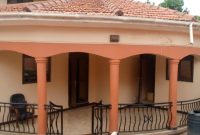 5 bedroom house for sale in Seguku at 300m