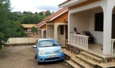 3 rental units for sale in Kyanja 2.1m monthly at 300m