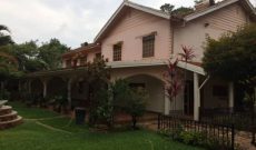 5 Bedroom house for sale in Makindye Kizungu 50 decimals at $500,000