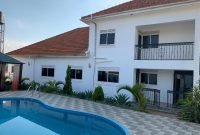 5 bedroom house for salein Bwebajja with a swimming pool at 1.2 billion Uganda shillings
