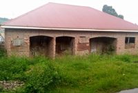 3 shell rental units for sale in Kisaasi Kyanja 11 decimals 170m