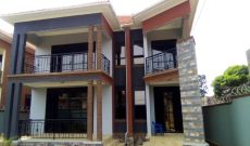 4 bedroom house for sale in Kira 18 decimals at 650m