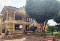 7 bedroom house for sale along Namugongo Kireka Road at 950m