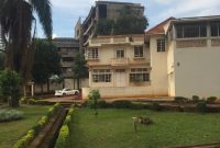 Old house for sale in Kololo on 70 decimals at 1.5m US Dollars