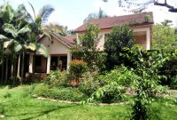 5 bedroom house for sale in Naguru on 40 decimals at $650,000