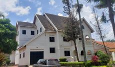 5 bedroom house for sale in Kansanga on 25 decimals at 1 billion shillings