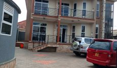 4 bedroom lake view house for sale in Muyenga at 850m