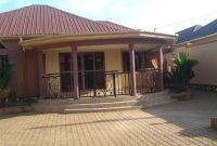 3 bedroom house for sale in Kitagobwa at 185m