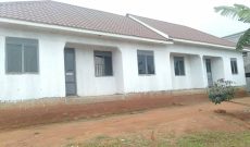 3 rental units for sale in Kitende Lumuli on 12 decimals at 100m