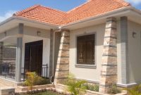 4 bedroom house for sale in Bweya Kajjansi at 370m