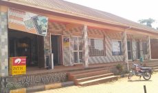 4 shops and 6 rentals for sale in Bweya Kajjansi at 170m