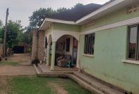 4 bedroom house for sale in Muyenga Bukasa 600m