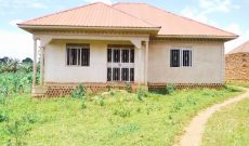 3 bedroom house for sale in Kiwango going for 90m