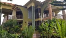 5 bedroom house for sale in Naalya at 950m