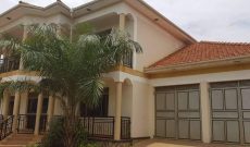 4 bedroom house for sale in Ntinda at 1.2 billion shillings