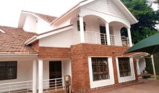 4 bedroom house for sale in Naguru 22 decimals at $400,000