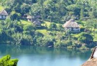 Lake shore cottages for sale in Fortportal at $300,000