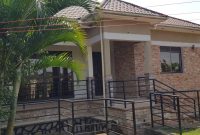 3 bedroom house for sale in Kitende 13 decimals at 290m
